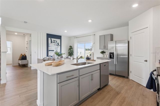 5199 NICKERBEAN STREET, Apopka, FL 32712