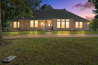 18061 Blackfoot Drive, Lindale, TX 75771