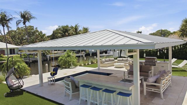 16 LEEWARD Circle, Tequesta, FL 33469