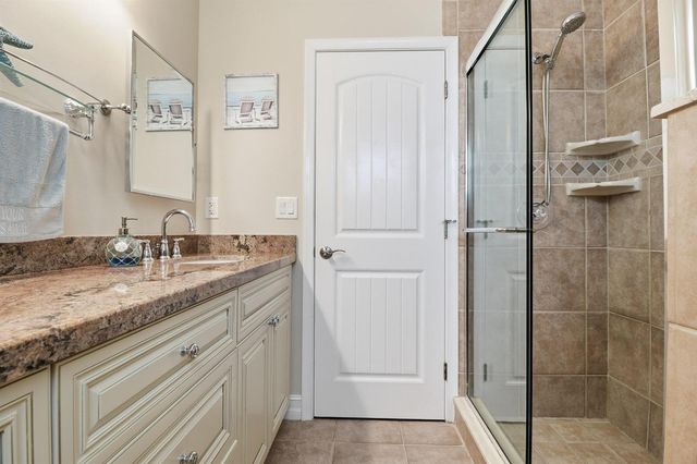 16 LEEWARD Circle, Tequesta, FL 33469