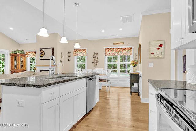 118 Persimmon Lane, Hampstead, NC 28443