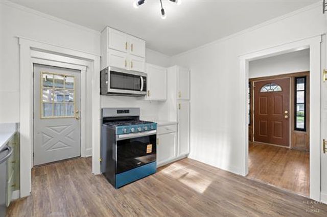2216 Cumberland Street, Rockford, IL 61103