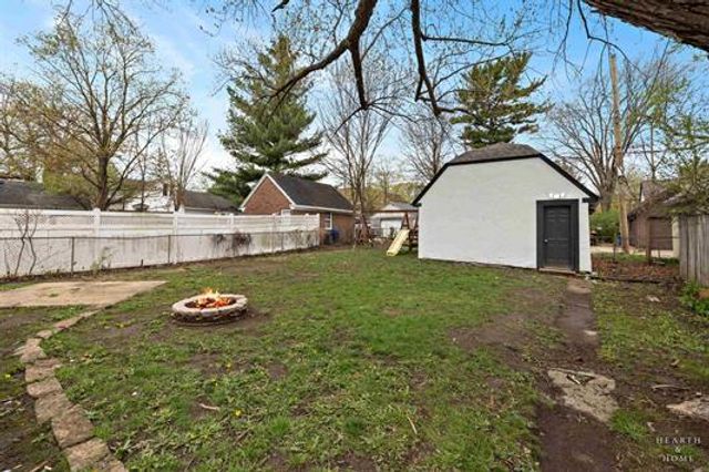2216 Cumberland Street, Rockford, IL 61103