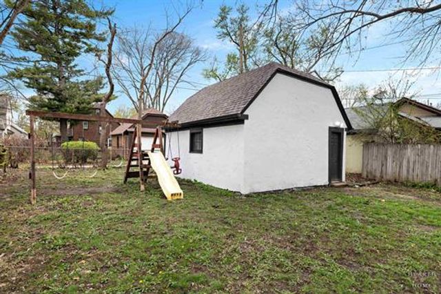 2216 Cumberland Street, Rockford, IL 61103