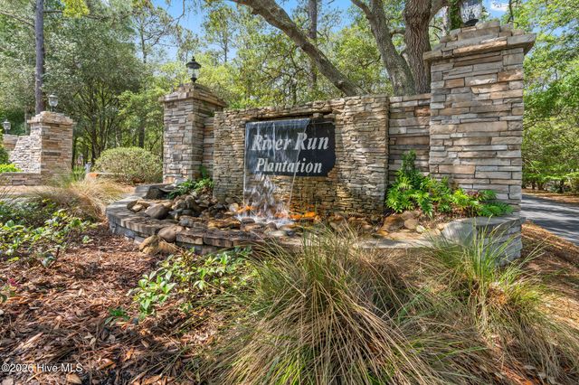 686 Folly Drive, Bolivia, NC 28422