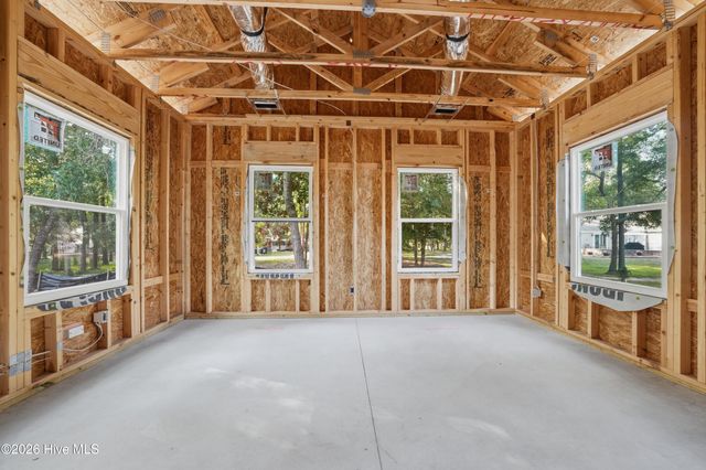 686 Folly Drive, Bolivia, NC 28422