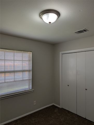 1001 W Main Street, Crowley, TX 76036