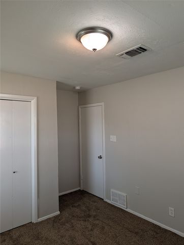 1001 W Main Street, Crowley, TX 76036