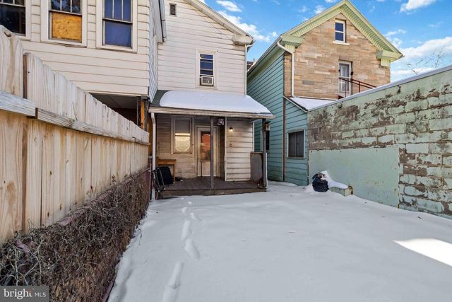 11 W COMMERCE ST, Shamokin, PA 17872