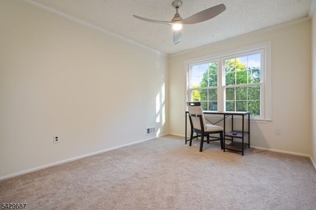 6 AMETHYST WAY, Franklin Twp., NJ 08823