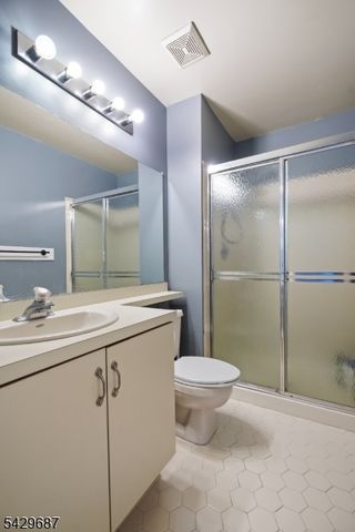 6 AMETHYST WAY, Franklin Twp., NJ 08823
