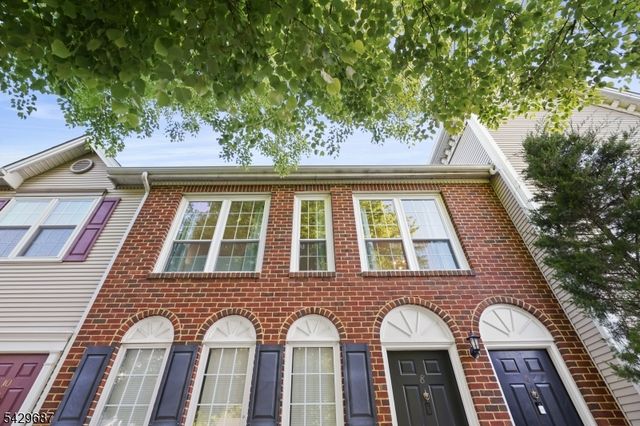 6 AMETHYST WAY, Franklin Twp., NJ 08823