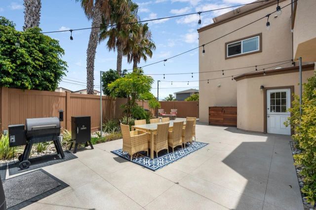 3776 Mactibby, San Diego, CA 92117