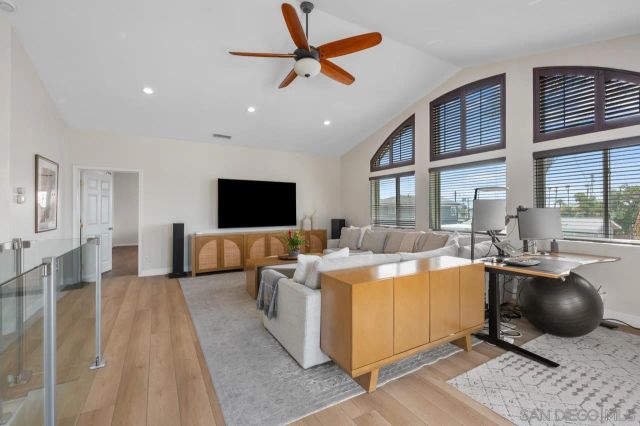 3776 Mactibby, San Diego, CA 92117
