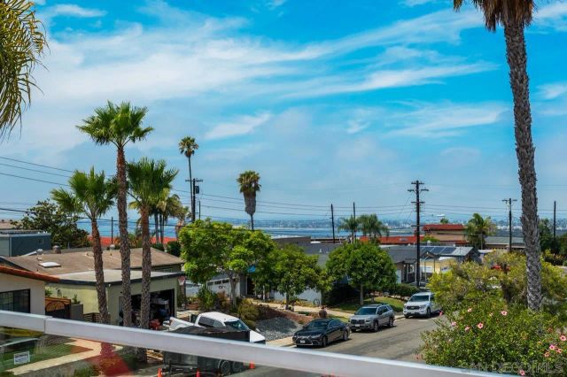 3776 Mactibby, San Diego, CA 92117