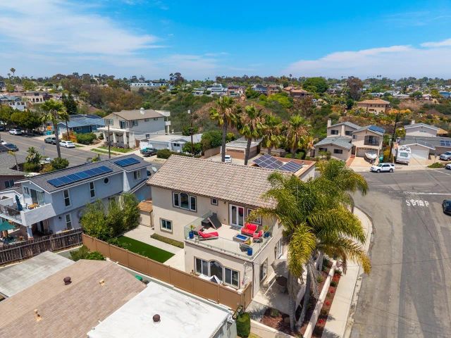 3776 Mactibby, San Diego, CA 92117