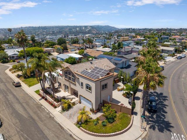 3776 Mactibby, San Diego, CA 92117