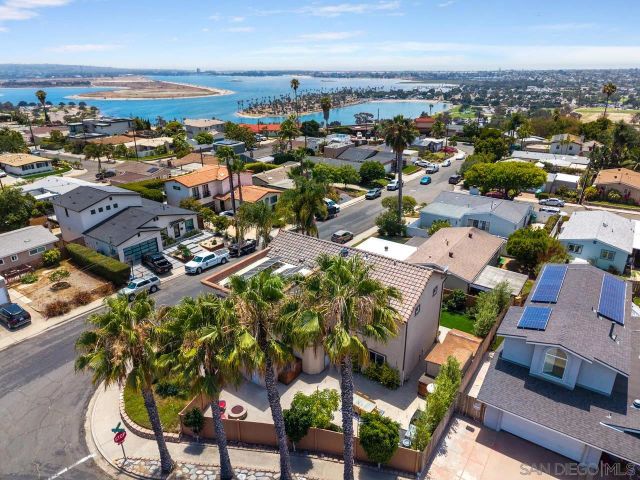 3776 Mactibby, San Diego, CA 92117