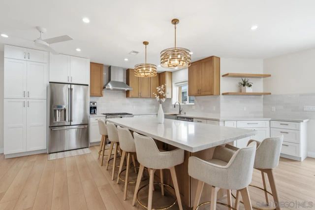 3776 Mactibby, San Diego, CA 92117