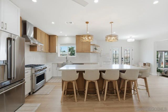 3776 Mactibby, San Diego, CA 92117