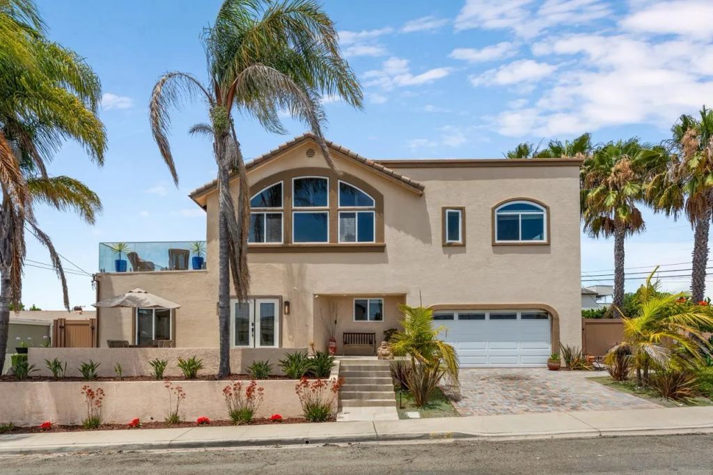 3776 Mactibby, San Diego, CA 92117