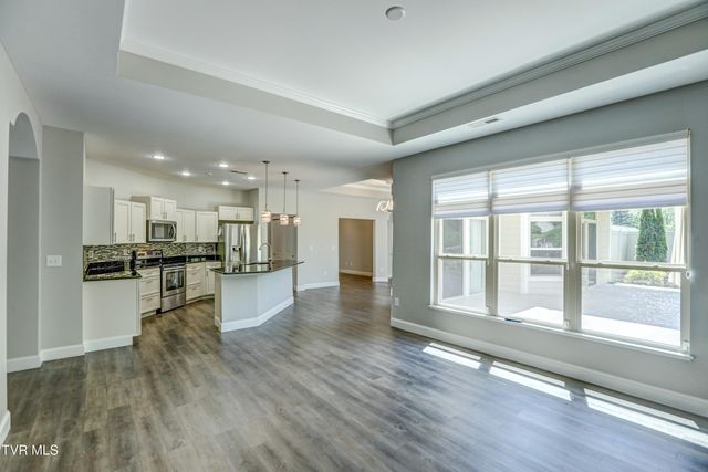 1434 Hatterdale Farm Road, Blountville, TN 37617