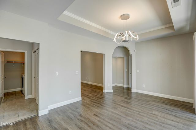 1434 Hatterdale Farm Road, Blountville, TN 37617