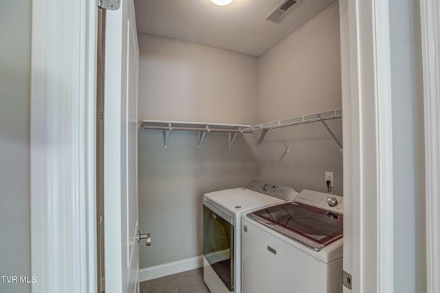 1434 Hatterdale Farm Road, Blountville, TN 37617