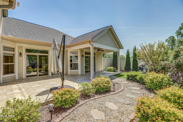 1434 Hatterdale Farm Road, Blountville, TN 37617