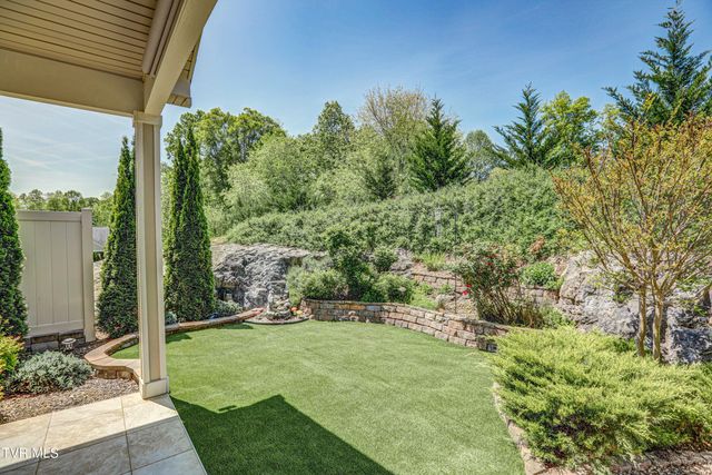 1434 Hatterdale Farm Road, Blountville, TN 37617