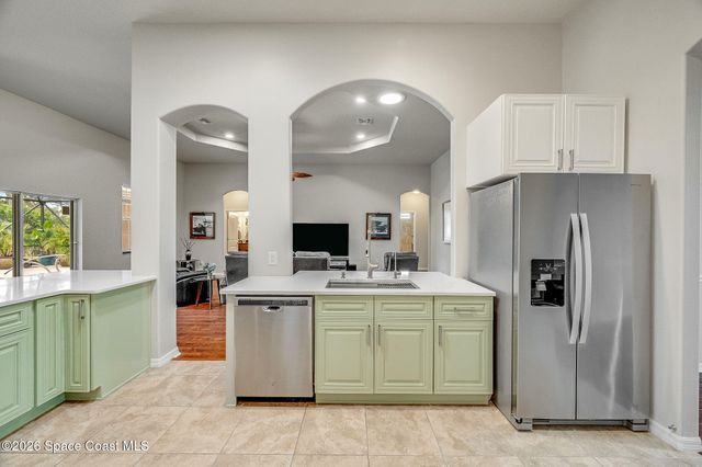 4239 Gardenwood Circle, Grant, FL 32949