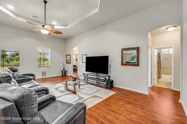 4239 Gardenwood Circle, Grant, FL 32949