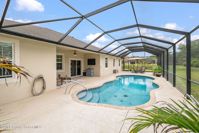 4239 Gardenwood Circle, Grant, FL 32949