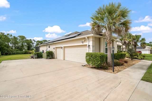 4239 Gardenwood Circle, Grant, FL 32949