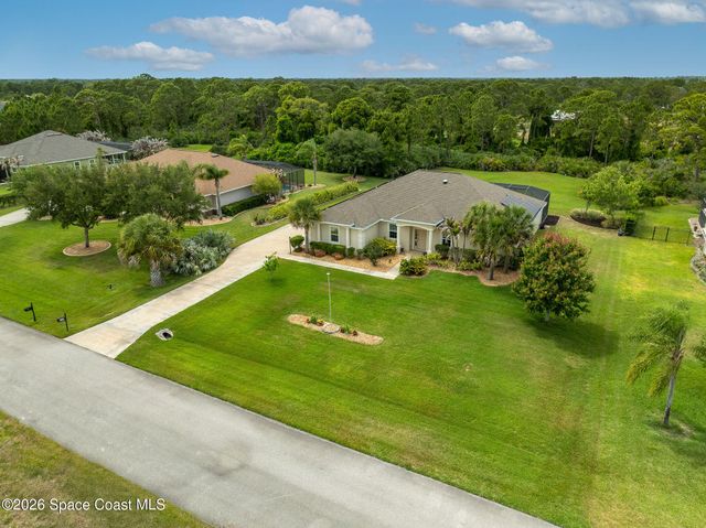 4239 Gardenwood Circle, Grant, FL 32949