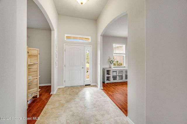 4239 Gardenwood Circle, Grant, FL 32949