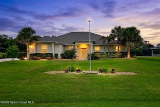 4239 Gardenwood Circle, Grant, FL 32949