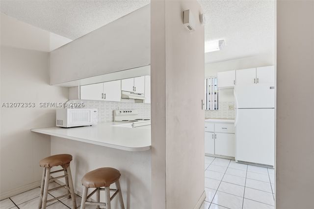 16604 SW 104th Ct, Miami, FL 33157