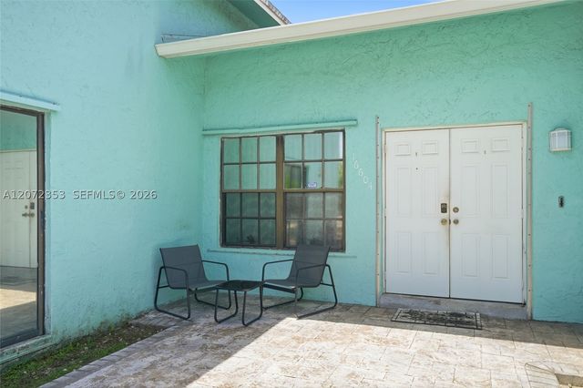 16604 SW 104th Ct, Miami, FL 33157