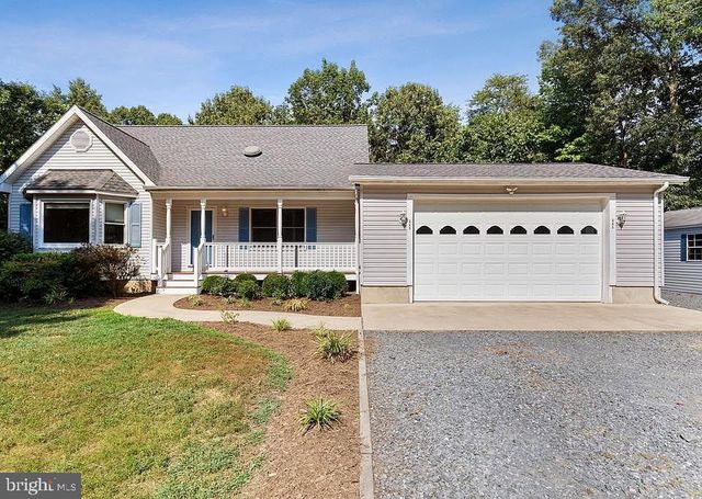 605 PLANTERS WHARF RD, Lusby, MD 20657