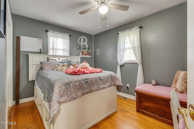 1224 East Mckinney Avenue, Rogersville, TN 37857