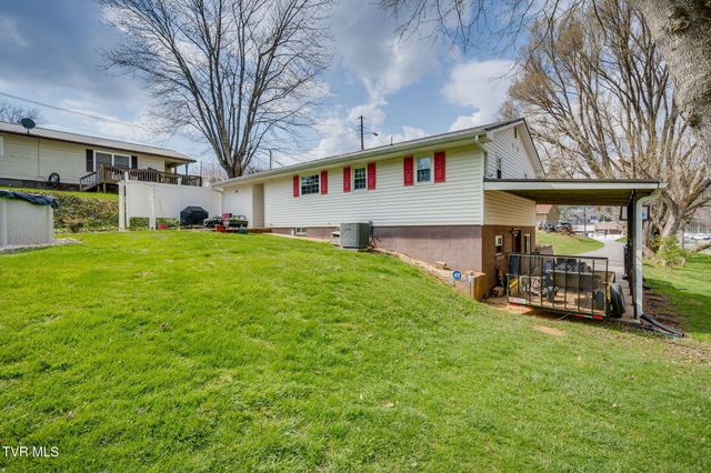 1224 East Mckinney Avenue, Rogersville, TN 37857