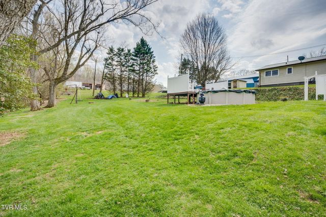 1224 East Mckinney Avenue, Rogersville, TN 37857