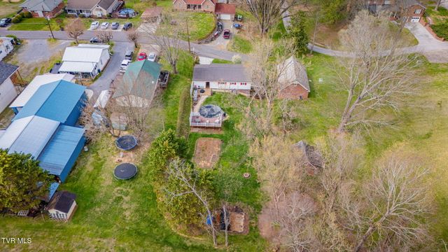 1224 East Mckinney Avenue, Rogersville, TN 37857