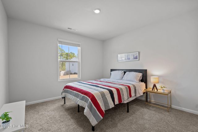 1427 New Sun Drive SE, Bolivia, NC 28422