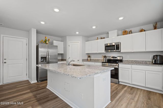 1427 New Sun Drive SE, Bolivia, NC 28422