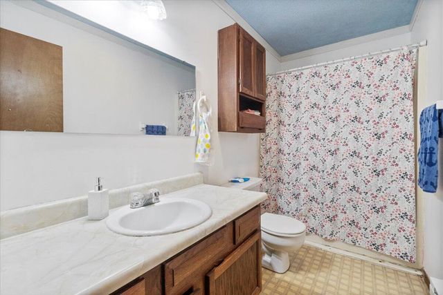 16888 Mo. Highway 19, Alton, MO 65606