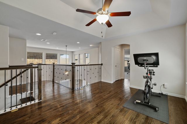 409 Palamedes Street, Lewisville, TX 75056