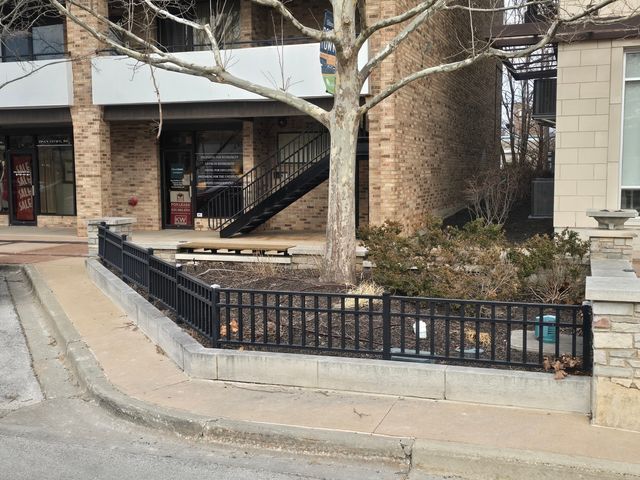 4745 Main Street 109, Lisle, IL 60532