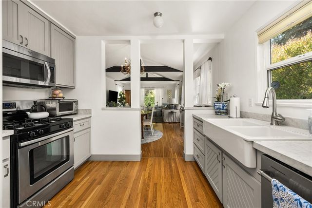 3461 Gardenia Avenue, Long Beach, CA 90807